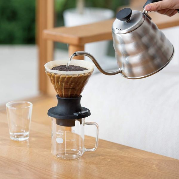 Hario V60 Immersion Dripper 'Switch' 02 + Filters (40x)