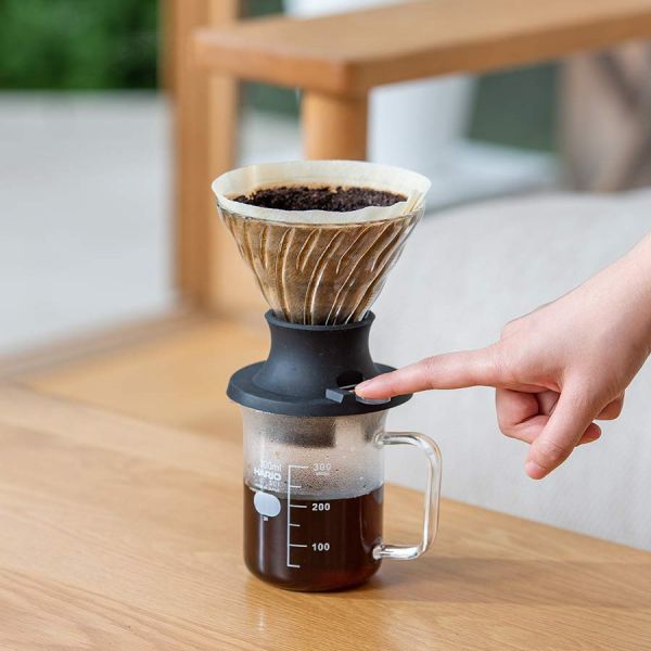 Hario V60 Immersion Dripper 'Switch' 02 + Filters (40x)